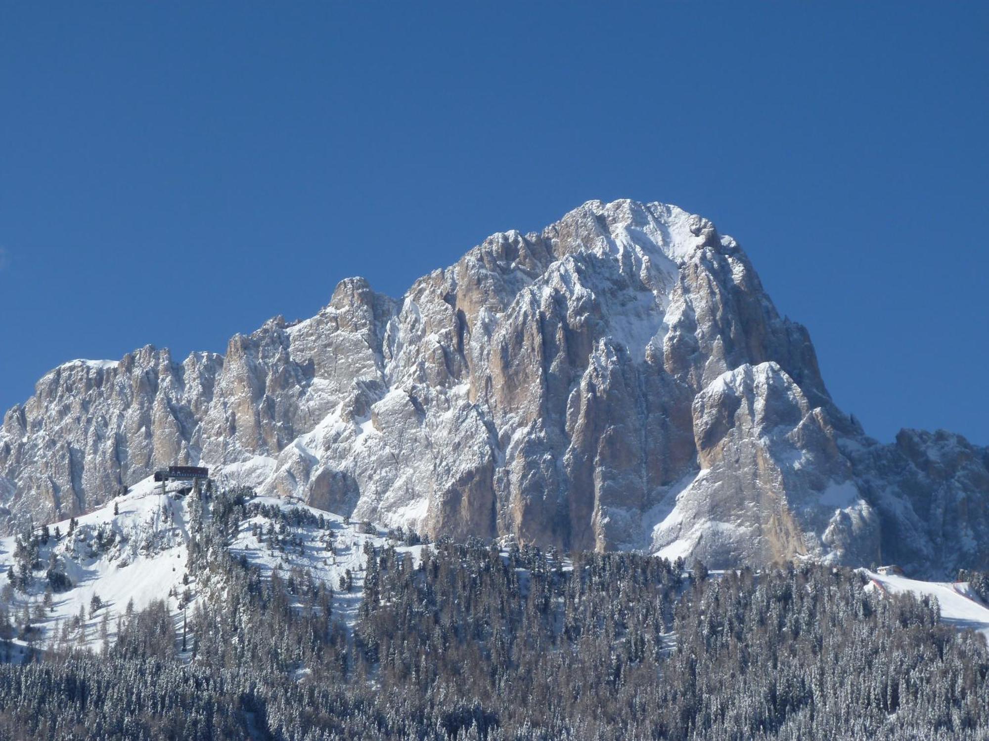 Garni Hotel Iris Selva di Val Gardena Exterior foto